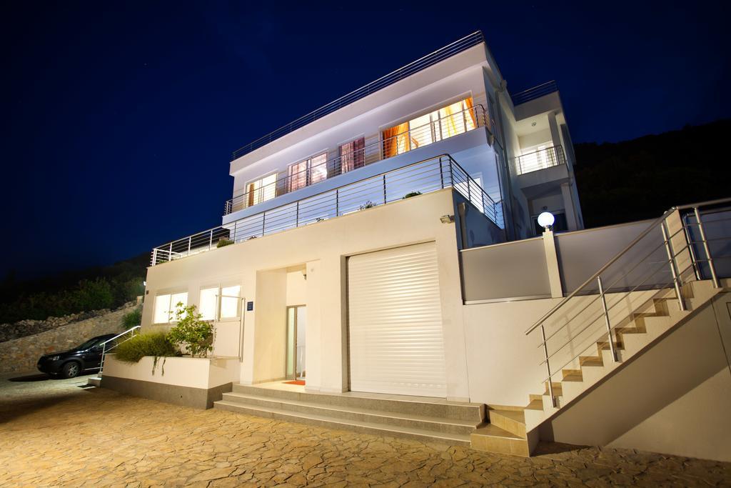 Villa Bellevue Vis Exterior photo